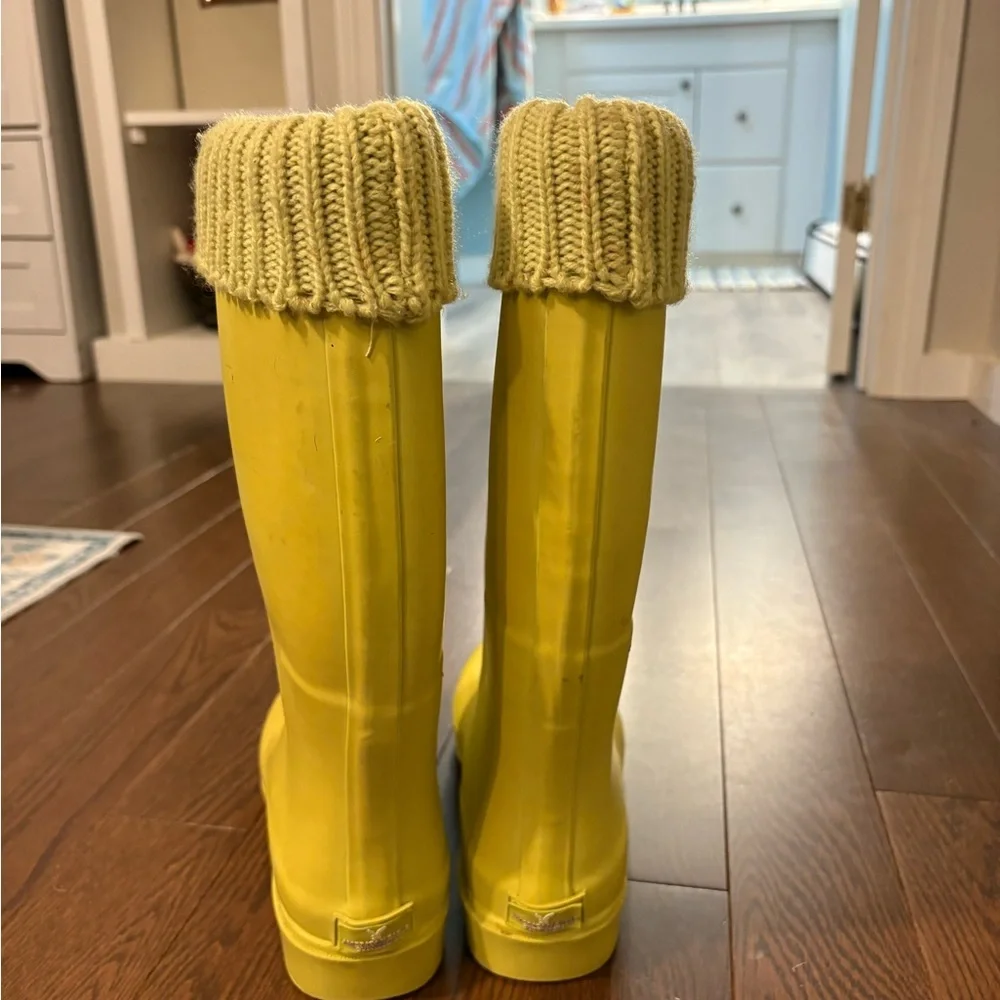 American Eagle Outfitters Yellow Winter Rain Boots - Picture 7 of 10
